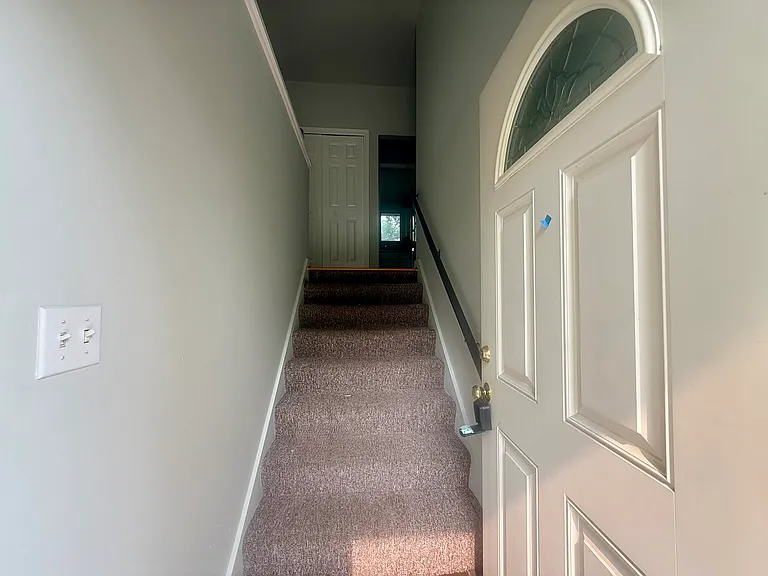 412 S Revena Blvd — Photo 2