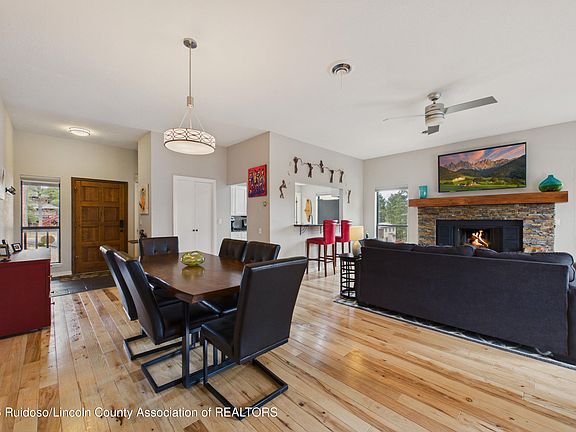 4th image of 205 Racquet Dr #2-B