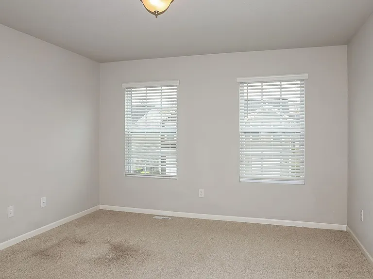 1304 Timber Hollow Ct — Photo 12