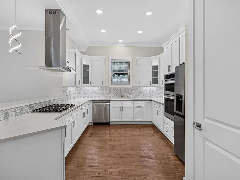 2840 Creekfield Way — Photo 14