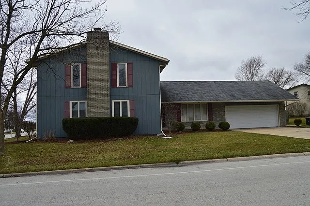 455 Braemar Way photo 1
