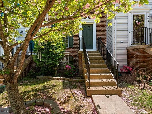 3rd image of 2061 Stargrass Ct