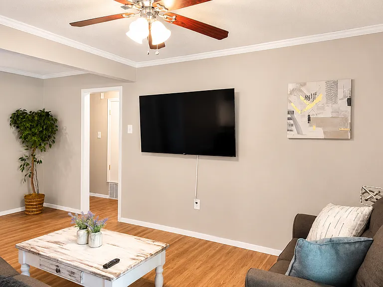 1607 Sagebrush Trl — Photo 10
