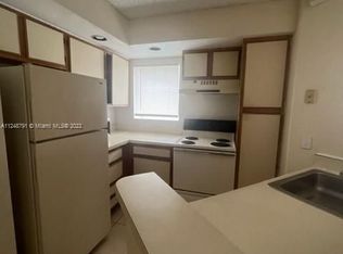3350 Pinewalk Dr N APT 1412, Pompano Beach, FL 33063
