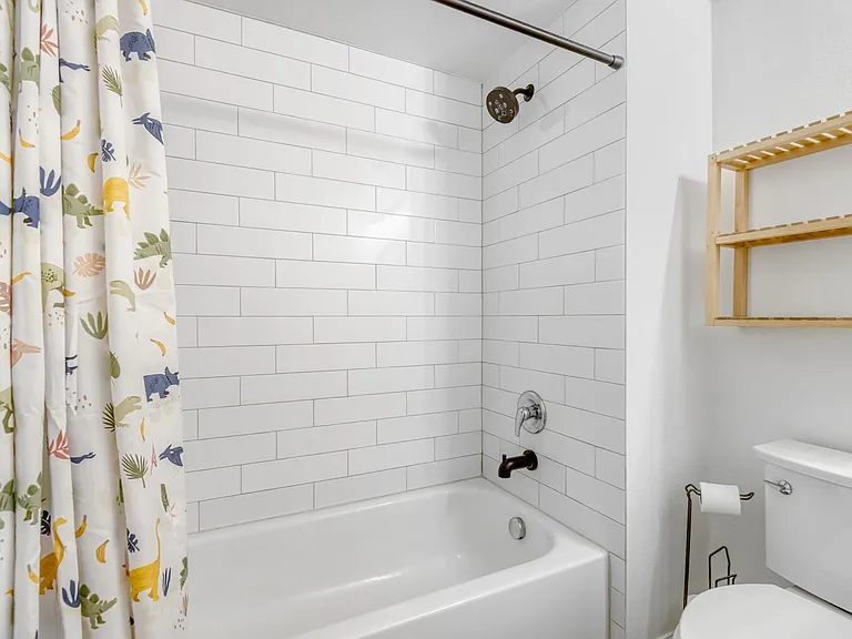 1623 Saint Paul St #310 — Photo 13