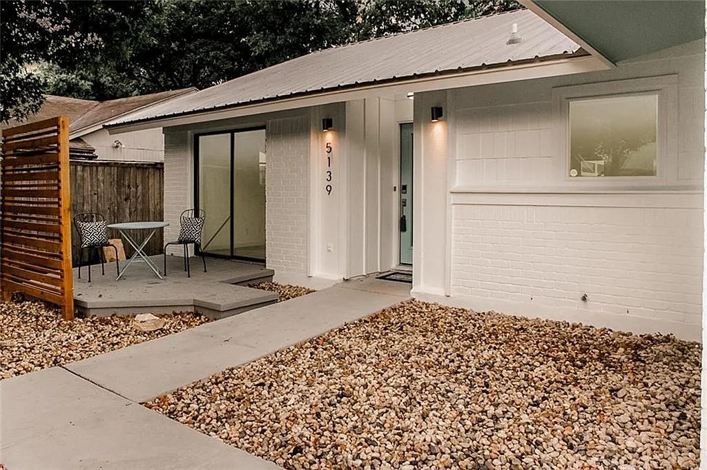 3 bed, 2.0 bath, 1783 sqft, $2,900 — Photo 3