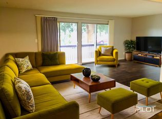 10295 NE 189th St #204, Bothell, WA 98011