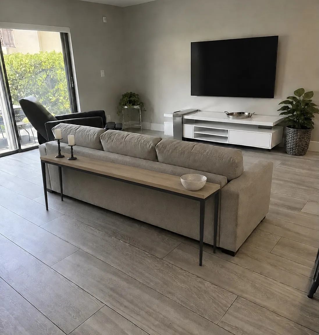 2 bed, 1250 sqft, $2,700 — Photo 3