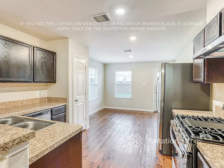 18746 Dennington Dr — Photo 7