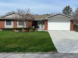 22605 Brook Forest Rd, Novi, MI 48375