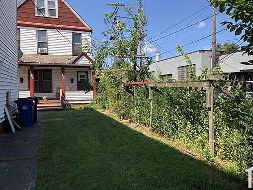 3rd image of 1372 E 45th St