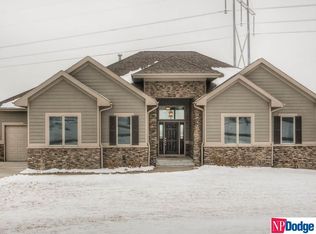 11908 S 222nd Cir, Gretna, NE 68028