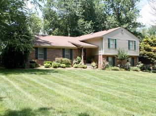 409 Drakesborough Dr, Bowling Green, KY