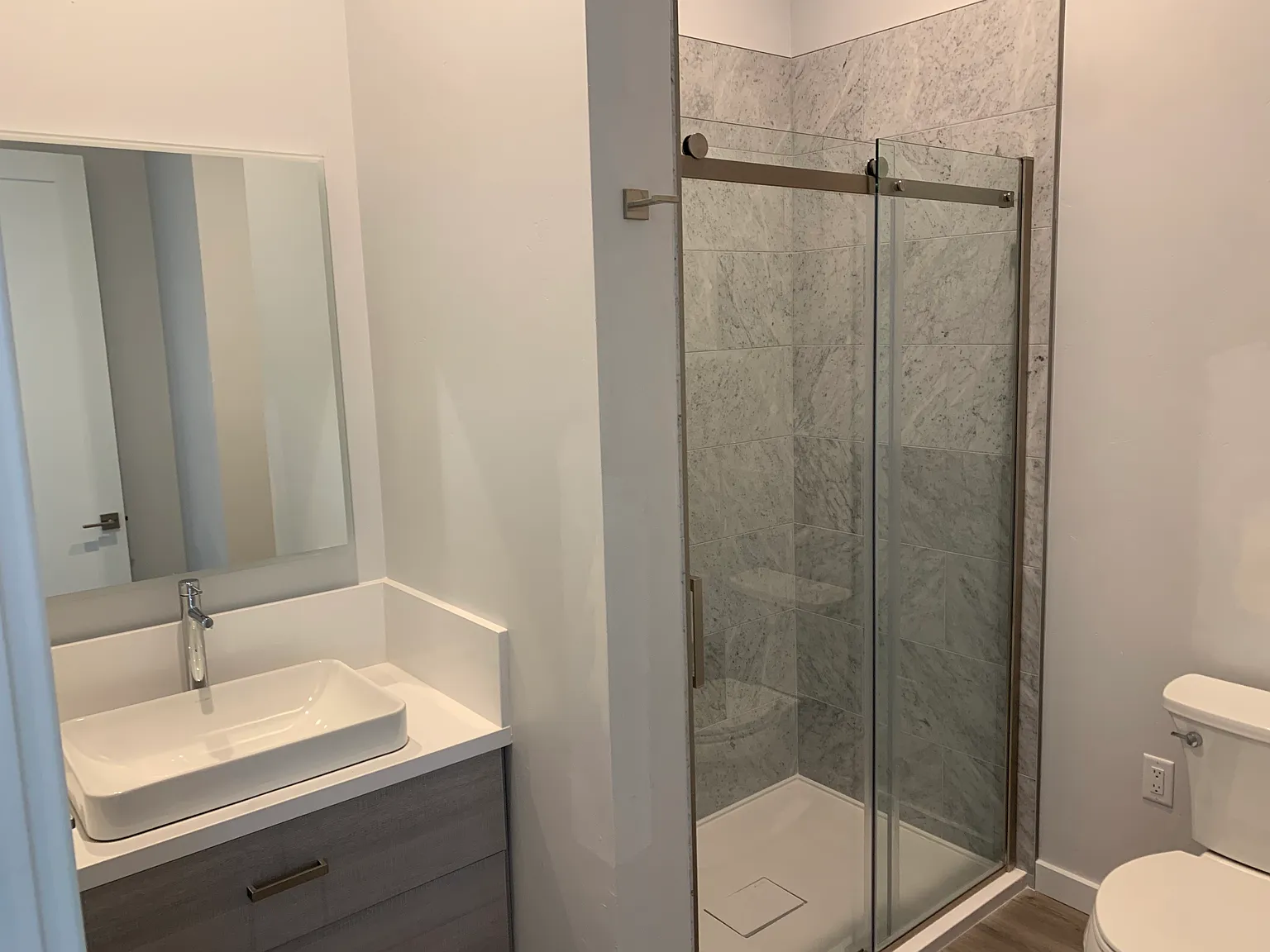 1 bed, 700 sqft, $3,250 — Photo 4