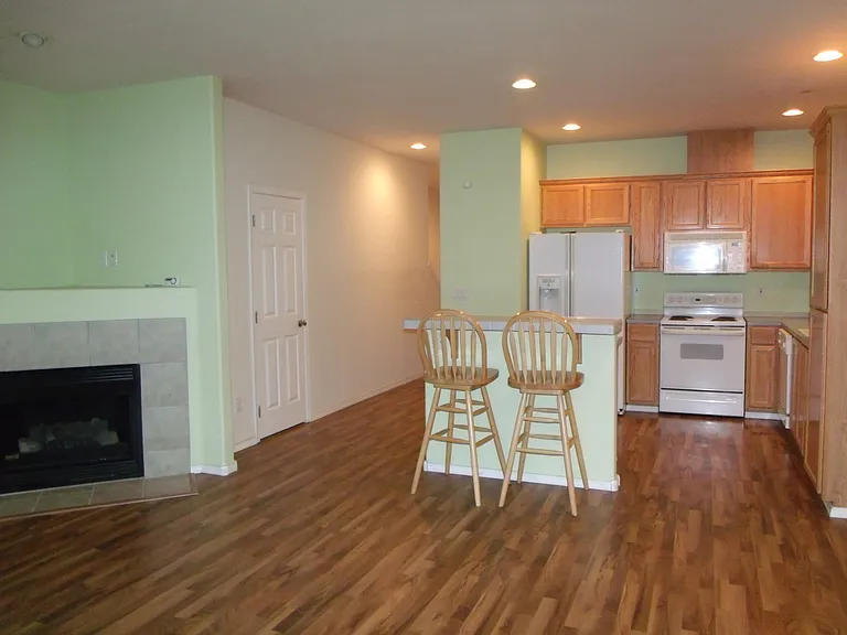 9251 SW Tanoak Ln #1 — Photo 7