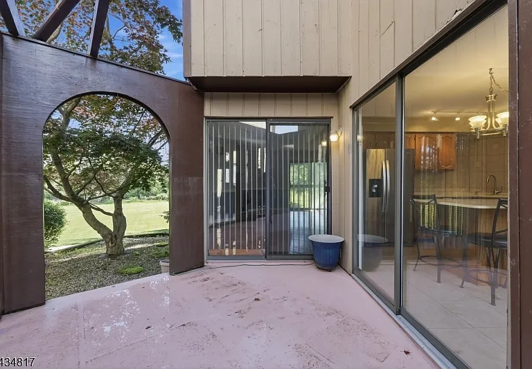 15 Delbarton Ct — Photo 21