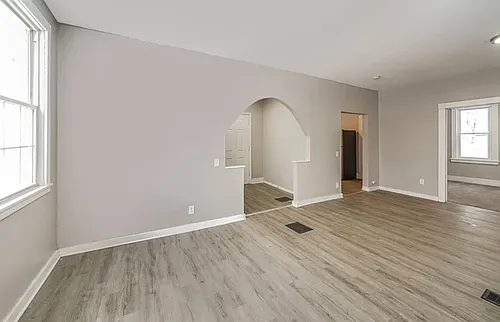 32 Fair Pl Photo 1