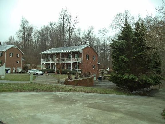 2nd image of 2520 Huntington Woods Dr