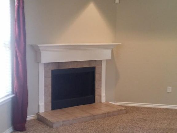 3rd image of 506 E Vista Rdg