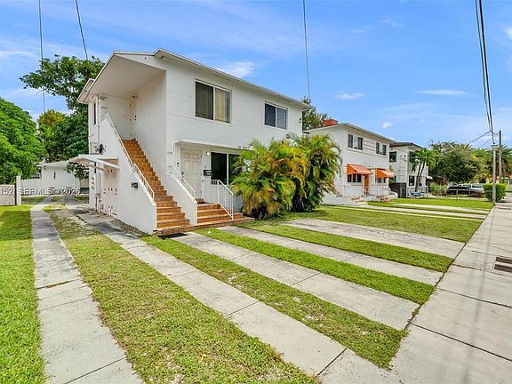 3rd image of 1963 SW 17th Ct