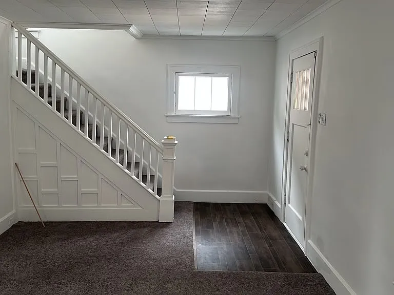 515 E Leasure Ave — Photo 2