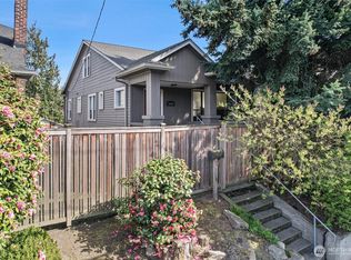 5016 7th Ave NE, Seattle, WA 98105