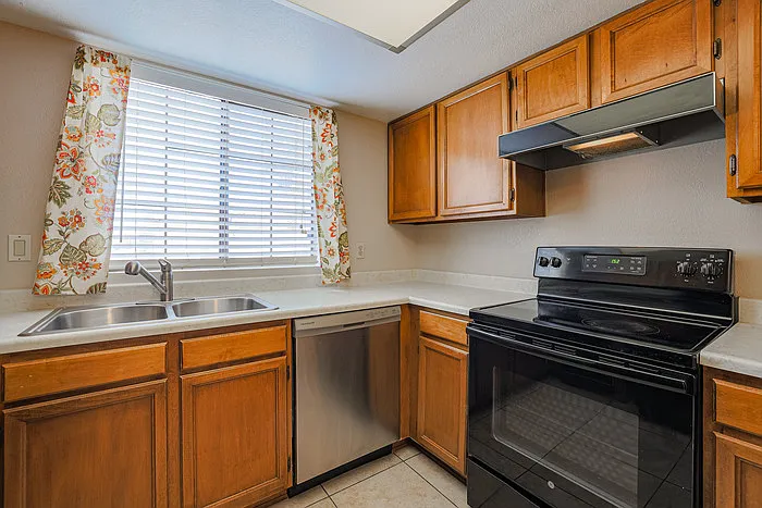 1905 E University Dr #215 — Photo 16