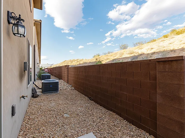 3123 S Relic Ridge Dr — Photo 3