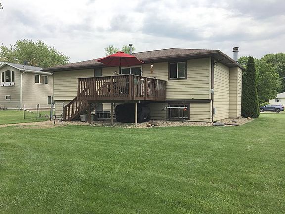 2nd image of 1718 Canary Dr