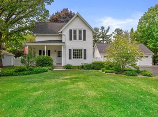 W300N5407 County Rd E, Hartland, WI 53029