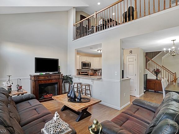 4th image of 115 Riverwalk Way #D034