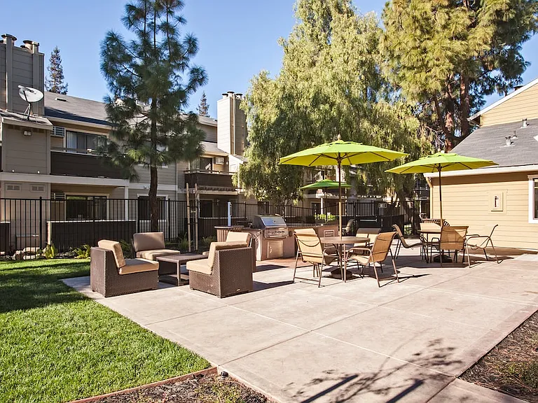 Outdoor Lounge
