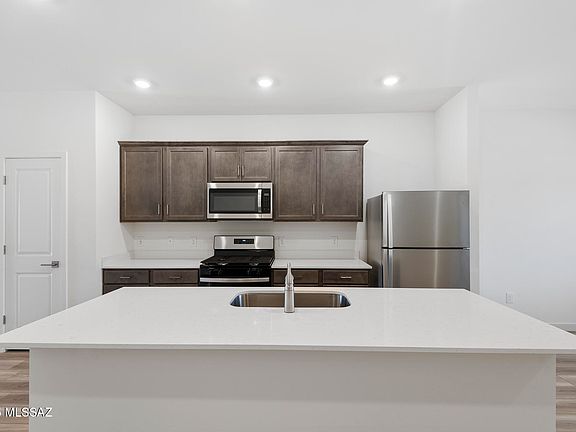 5th image of 21905 E Pebbles Ave