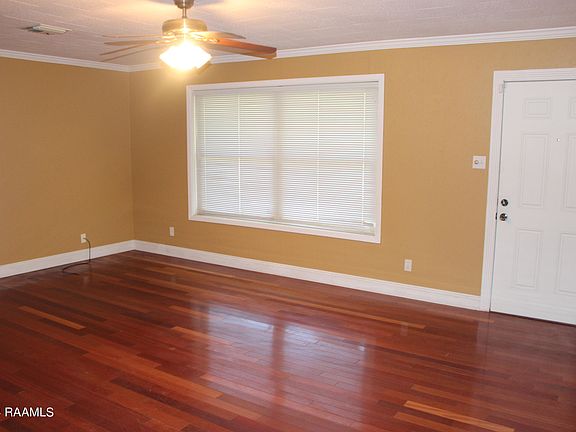 3rd image of 1819 Donna Dr