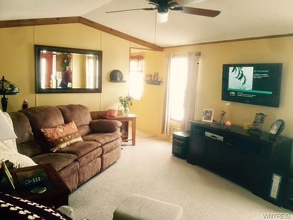 3rd image of 29 Harmony Ln