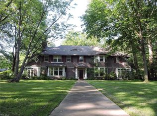 3045 Fairmount Blvd, Cleveland Heights, OH 44118