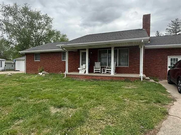 204 E Hawk Ln, Oaktown, IN 47561