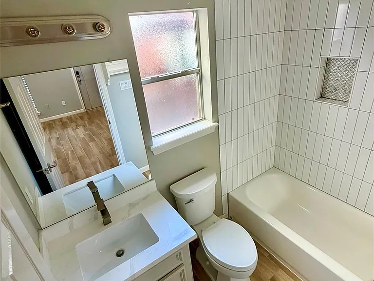1514 Park St #B — Photo 7