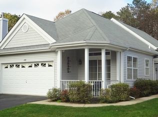 498 Leisure Dr, Ridge, NY 11961