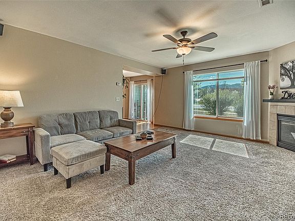 2nd image of 850 S Overland Trail #2
