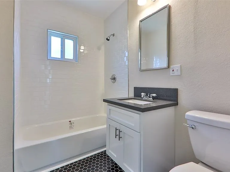 5828 Lime Ave #1 — Photo 12