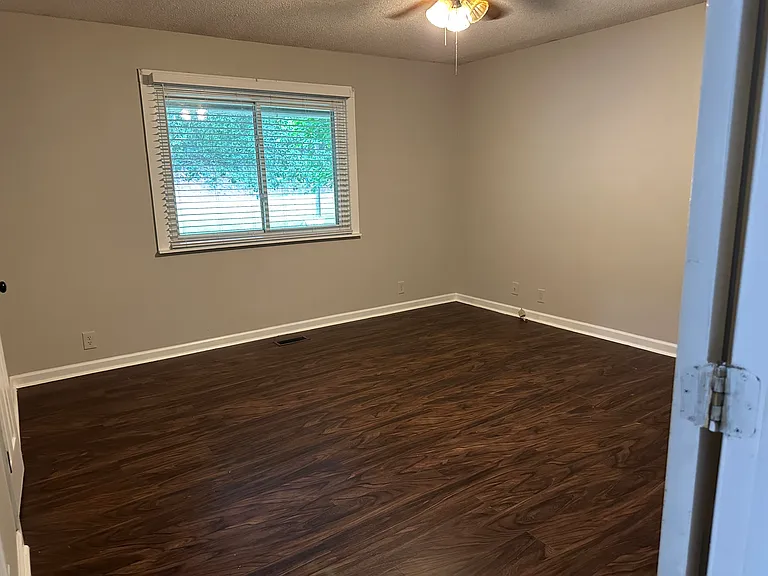 1500 Miller Rd SE — Photo 13