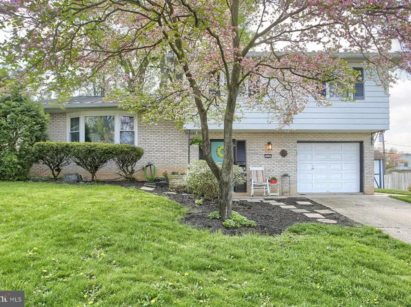 316 Glendale Dr, Shiremanstown, PA 17011