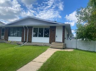 6321 B N Enevold Dr, Camrose, AB T4V3K1