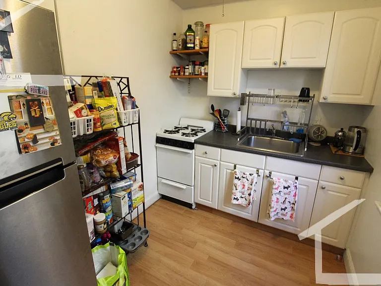 264 Kelton St #5 — Photo 6