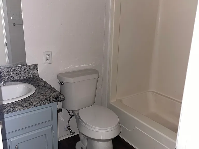 505 Eagle Dr #25 — Photo 5