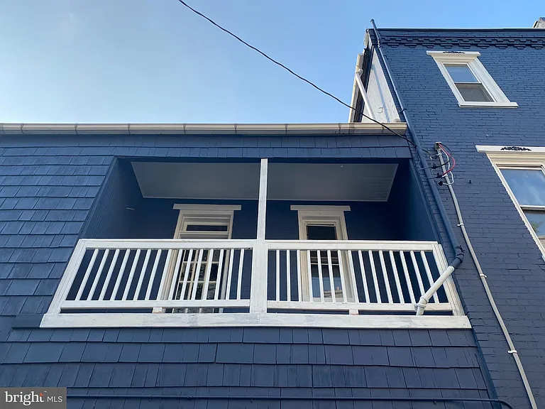 1616 Penn St — Photo 5
