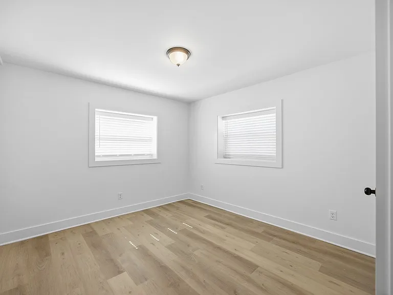 2903 15th Ave #101 — Photo 13