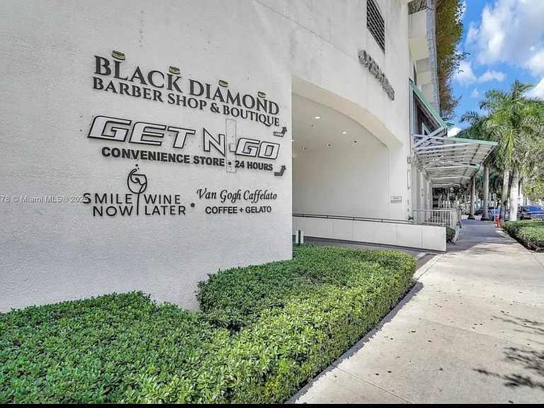 1750 N Bayshore Dr #3708 — Photo 27