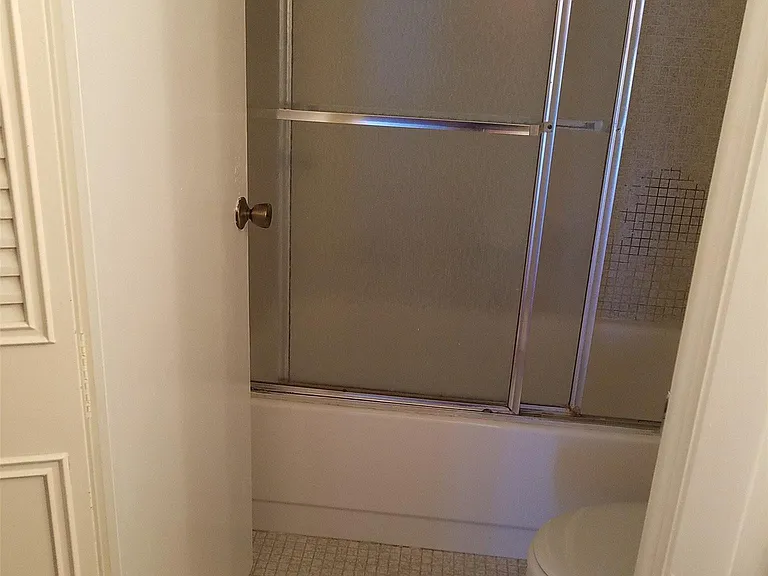 1300 NE Miami Gardens Dr #810E — Photo 9